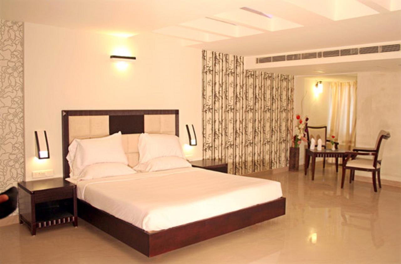 Hotel Luciya Kochi المظهر الخارجي الصورة