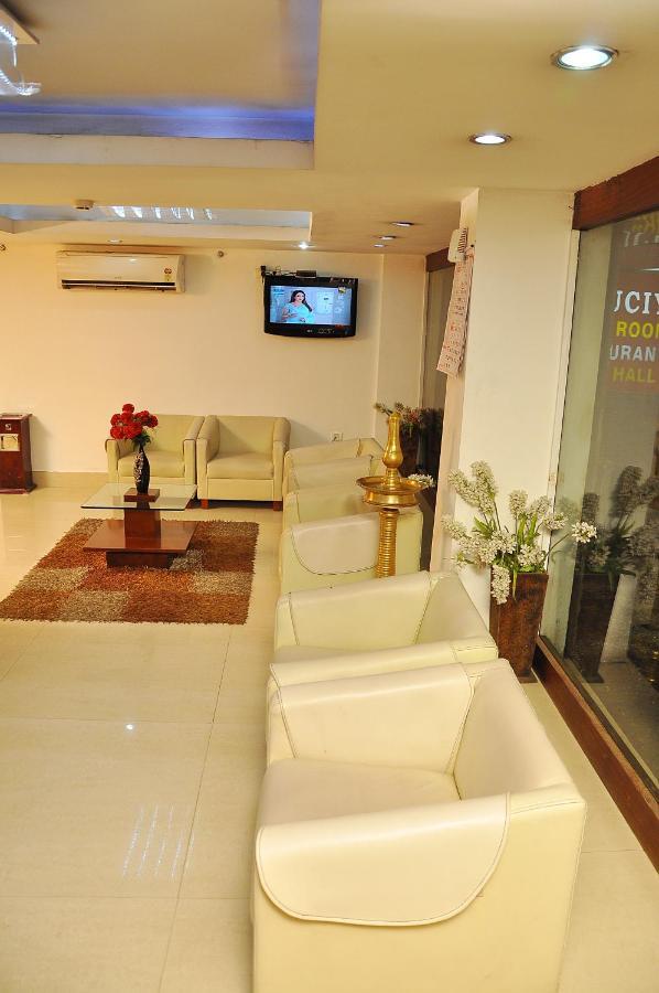 Hotel Luciya Kochi المظهر الخارجي الصورة