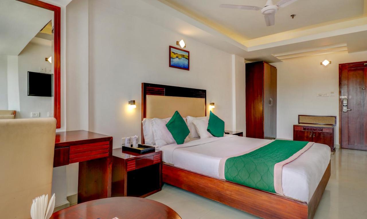 Hotel Luciya Kochi المظهر الخارجي الصورة